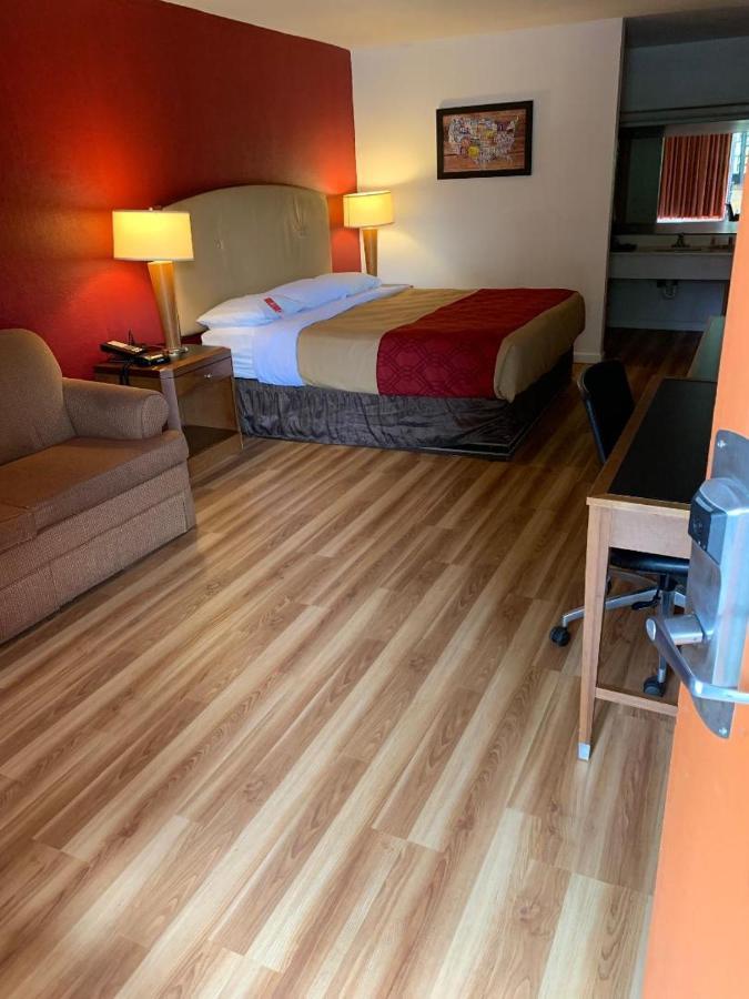 Amerivu Inn-Gilbertsville ภายนอก รูปภาพ