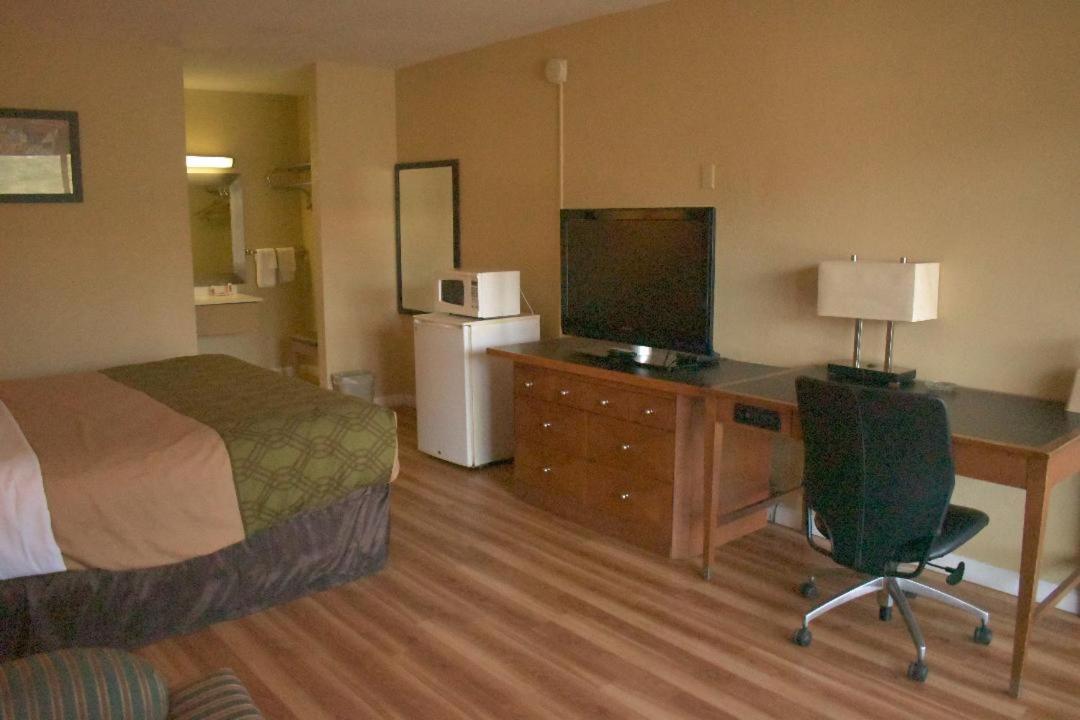 Amerivu Inn-Gilbertsville ภายนอก รูปภาพ
